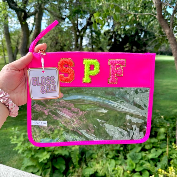 🦋Gloss & Glo pink  Flat SPF Pouch/CLEAR BAG CHENILLE - Picture 1 of 3